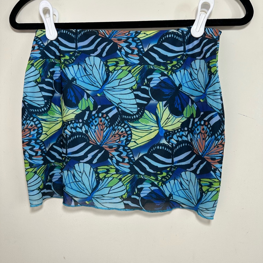 Outcast Blue Whimsical Butterfly Print Mesh Women’s Sexy Mini Skirt NWOT Size M - Picture 3 of 12